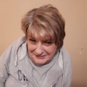 Meet your Posher, Pauline